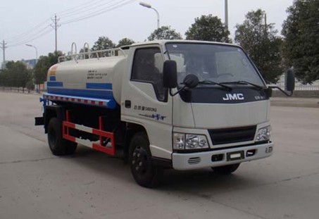 江鈴4噸綠化灑水車(chē)廠(chǎng)家價(jià)格