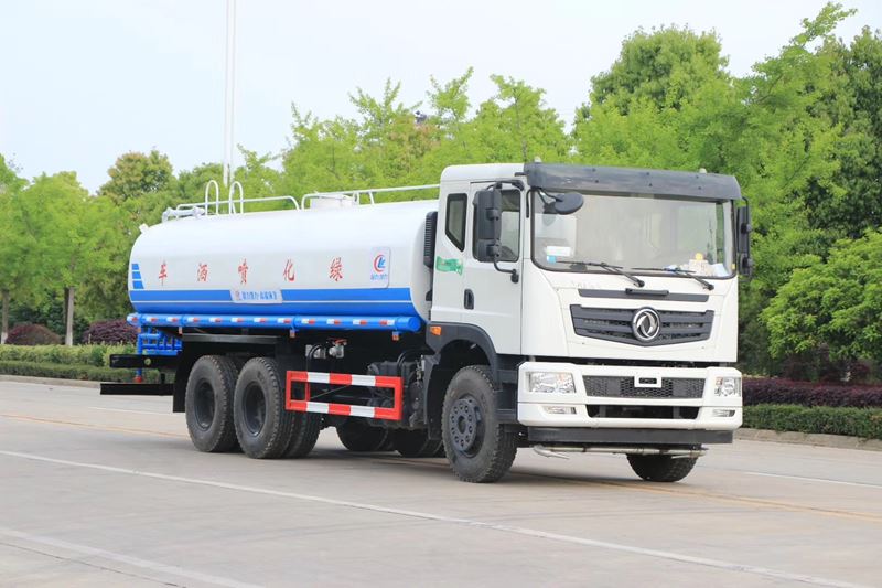 20噸灑水車(chē)價(jià)格_東風(fēng)特商20噸綠化灑水車(chē)廠(chǎng)家價(jià)格